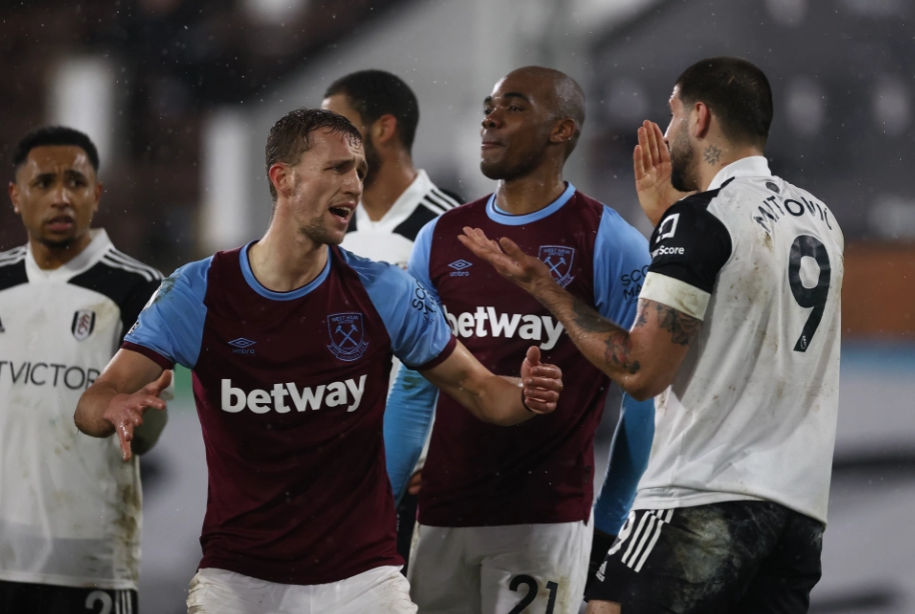  英超名哨误判引发官方调查  