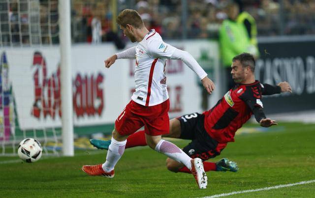  弗赖堡防守反击战术奏效力克德甲劲旅收获三分